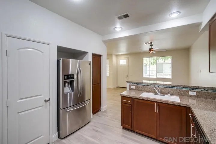 1672 Puffin 3, Chula Vista, California 91913 — photo 5