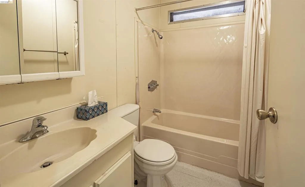 Bathroom 2 Bathroom 2
