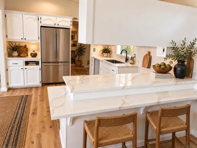 https://zimg.paragon.ice.com/ParagonImages/Property/PA/SDMLS/260021900/9/120/90/bd3ad3cff4d52e240aefcf4f685952de/3/aa6e248ae9177f9a7fe489eb532a9012/260021900-94cb098a-4523-4337-9ab6-9ee1a264ac93.JPG