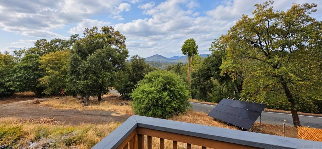SOLAR https://zimg.paragon.ice.com/ParagonImages/Property/PA/SDMLS/-534486/7/120/90/2581ca96d1f8c212ad8df86912a6cc59/3/1d5dd1f224e3d4cb3854504dc2e7be5a/-534486-a094b7eb-8cc3-4051-a8c0-de4768e9a436.JPG