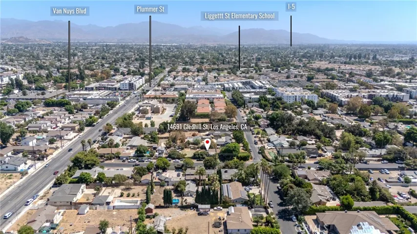 14691 Gledhill, Panorama City, California 91402 — photo 4