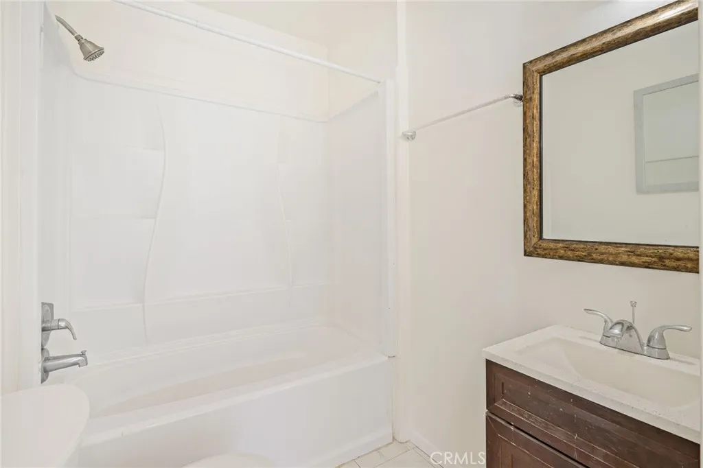bathtub of primary bathtub of primary