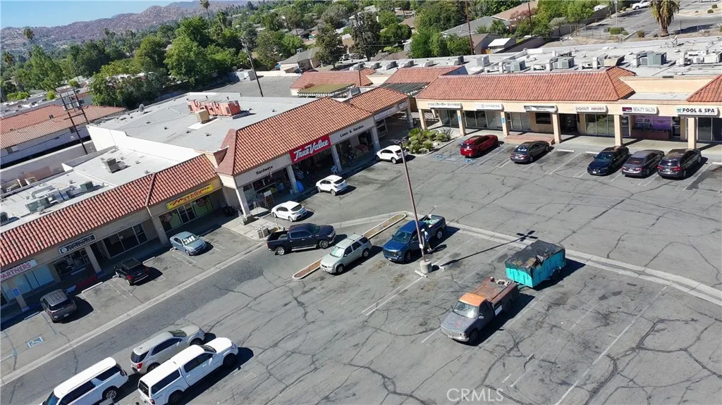 1919 E Florida, Hemet, California 92544 — photo 5