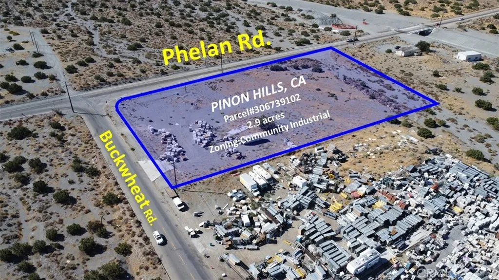 2424 Phelan