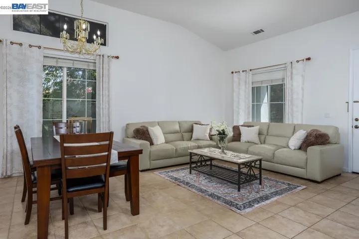 5506 Dawnview Way, Antioch, California 94531 — photo 5