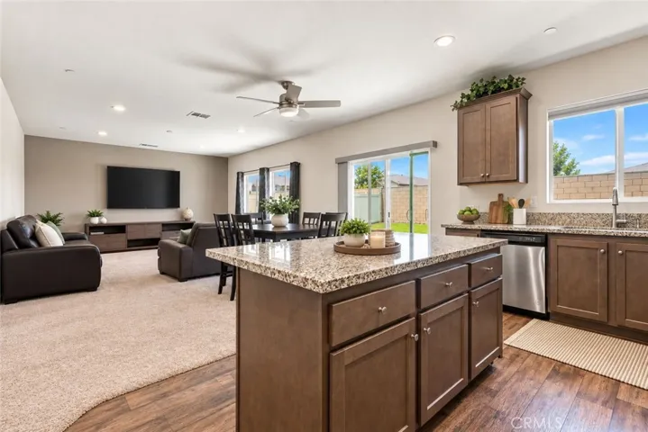 10832 Quarter Horse Avenue, Hesperia, California 92345 — photo 5