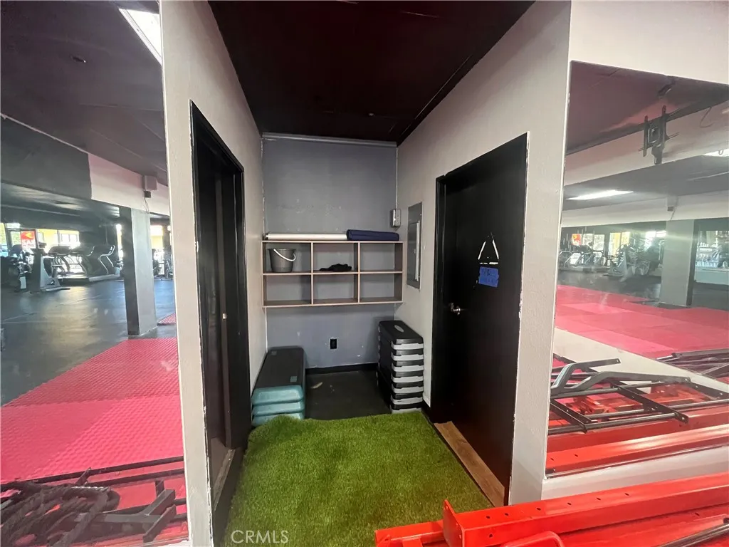 16455 Main 9, Hesperia, California 92345 — photo 4