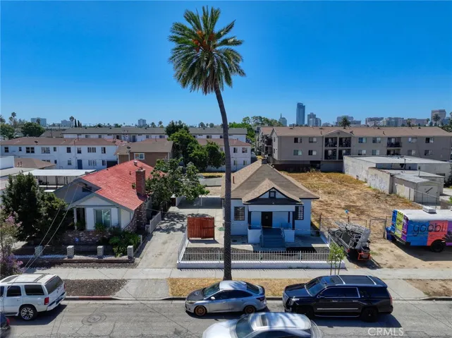 1028 E 10th, Long Beach, California 90813 — photo 5