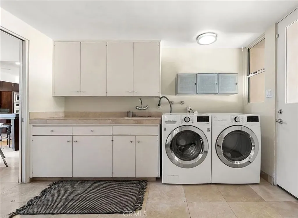 Main House: Laundry Room Main House: Laundry Room