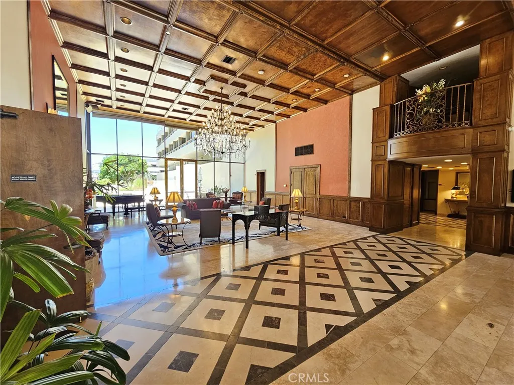 WARM WELCOMING AND CLASSY LOBBY