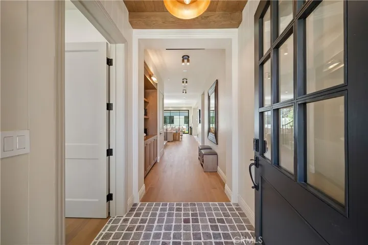 4538 Wortser Avenue, Studio City, California 91604 — photo 5