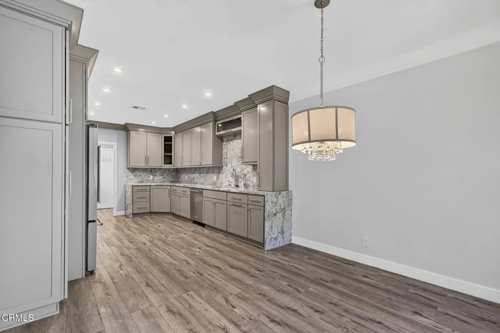 14-web-or-mls-111 S Orange Grove Blvd 10 14-web-or-mls-111 S Orange Grove Blvd 10