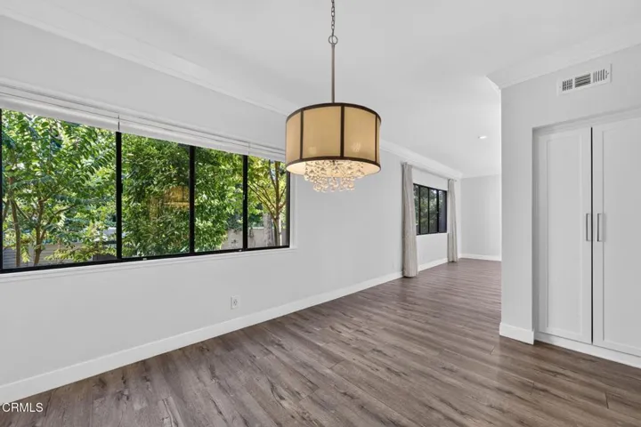 17-web-or-mls-111 S Orange Grove Blvd 10