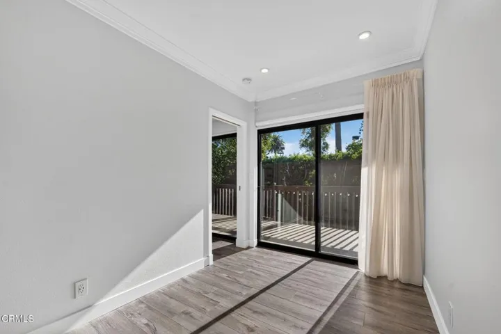 34-web-or-mls-111 S Orange Grove Blvd 10