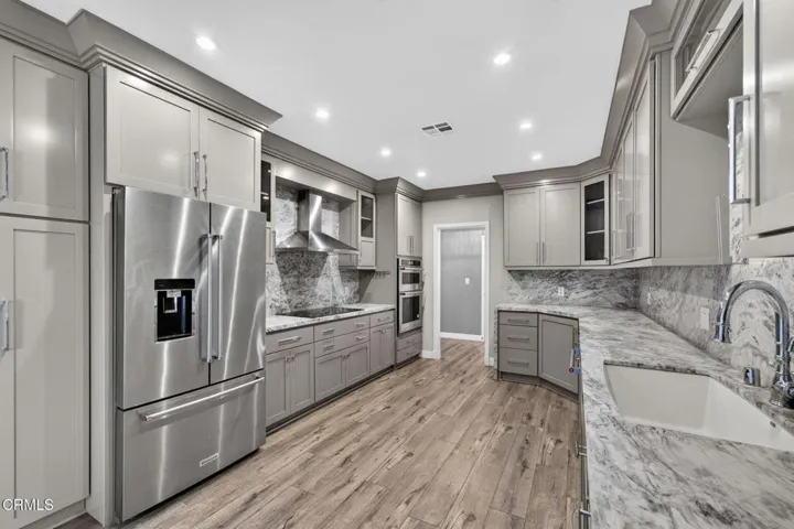 20-web-or-mls-111 S Orange Grove Blvd 10