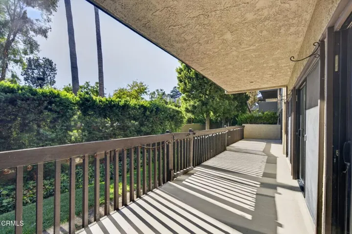 43-web-or-mls-111 S Orange Grove Blvd 10