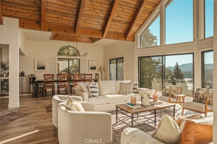 201 Grizzly, Lake Arrowhead, California 92352 — photo 5