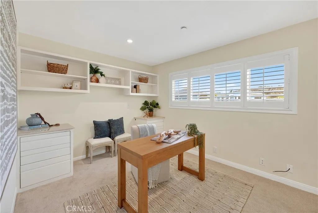 3rd floor office