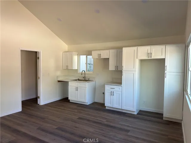871 Maple, Big Bear City, California 92386 — photo 4