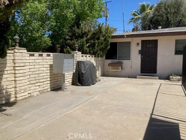 1152 Villa, Riverside, California 92507 — photo 4