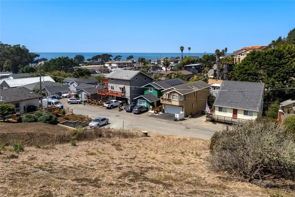 414 Hacienda Dr
