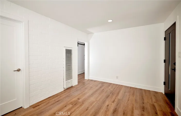 728 Euclid C, Santa Monica, California 90402 — photo 4