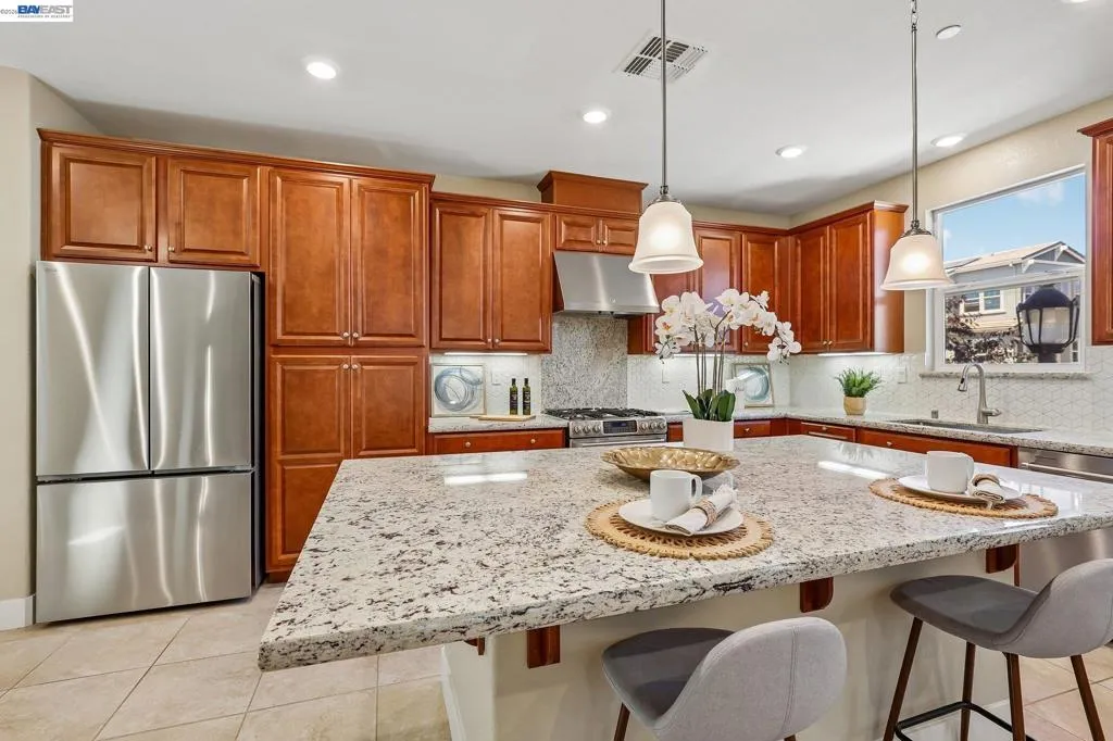 Large Center Island with Seating Large Center Island with Seating