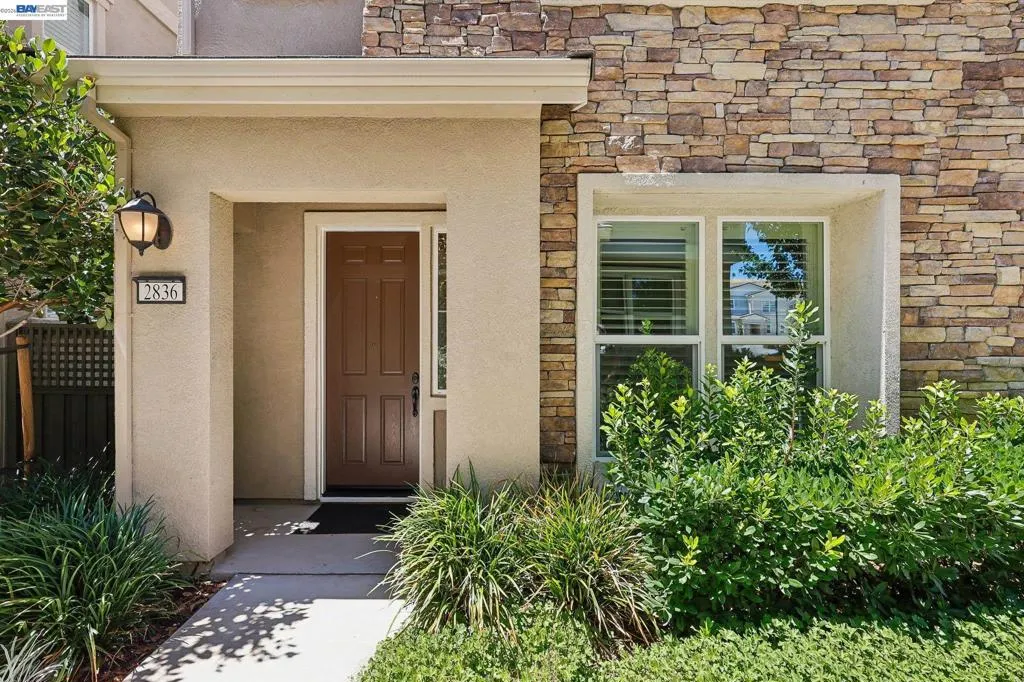 Front Entry Front Entry