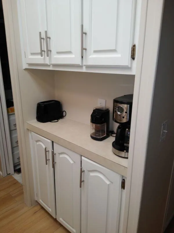 RCB 220 Kitchen 2