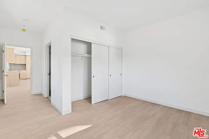 Front unit - Bed 1