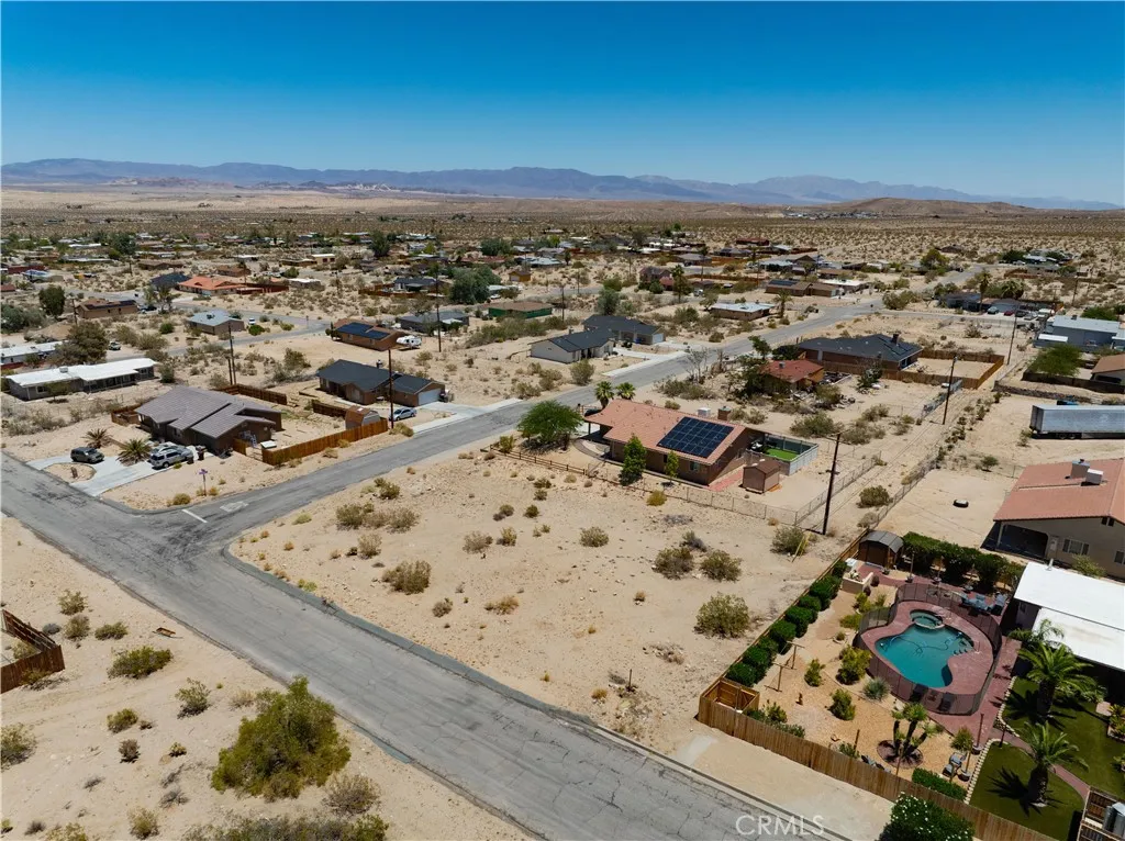 74811 Aladdin Drive, 29 Palms, California 92277 — photo 5