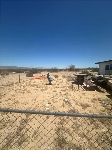 76876 El Paseo, 29 Palms, California 92277 — photo 5