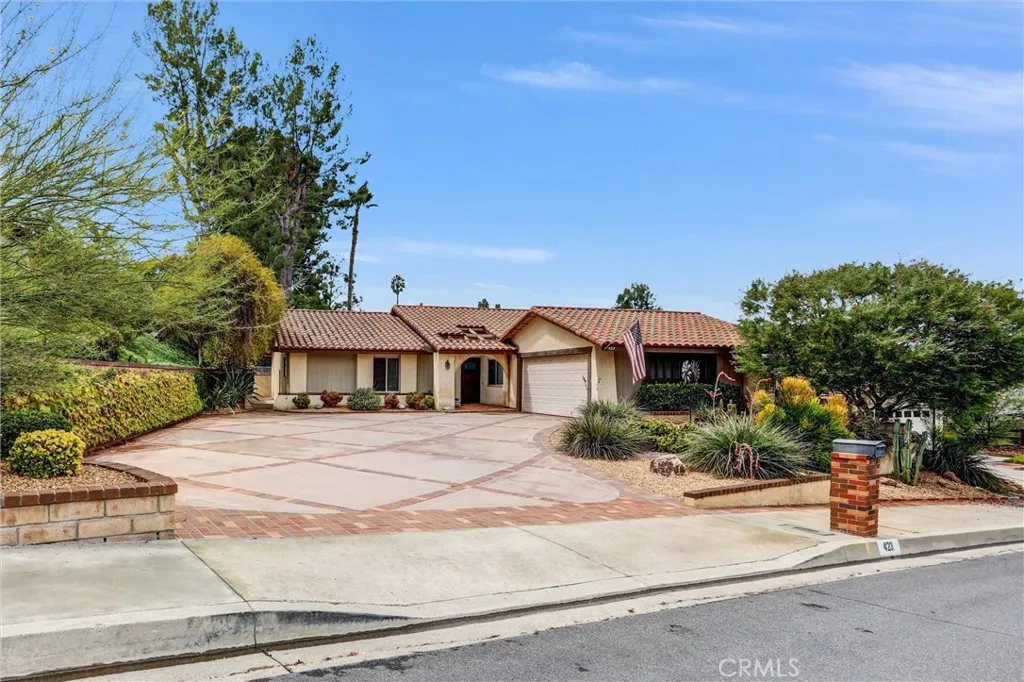 423 N Rock River Dr