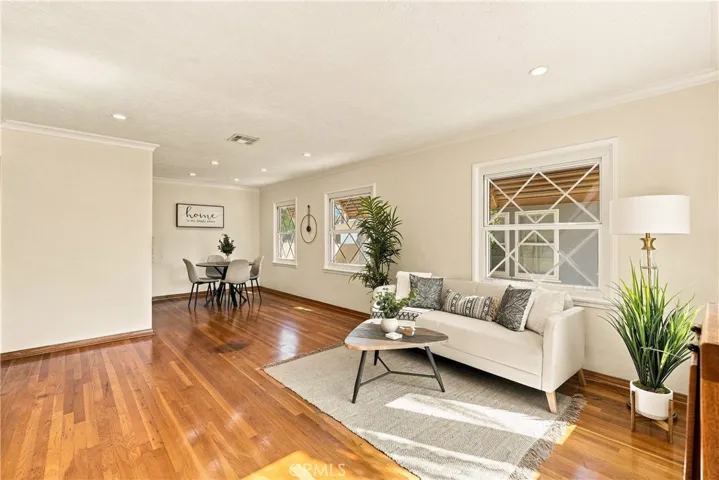 2232 N Valley Street, Burbank, California 91505 — photo 5