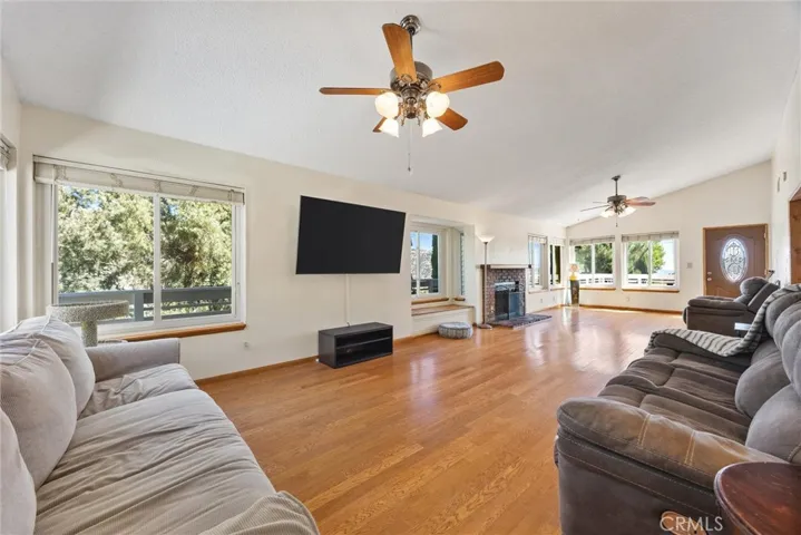 120 South End, Frazier Park, California 93225 — photo 4