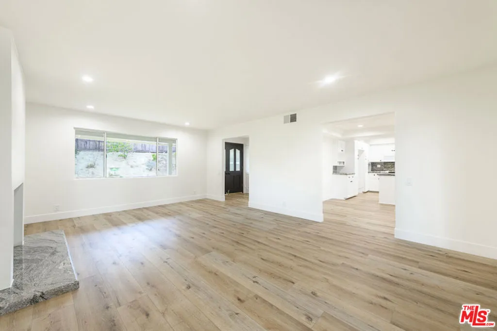 Living Room (reverse view)