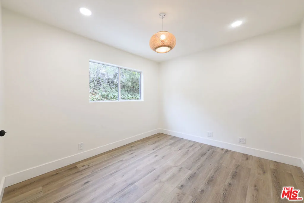 Downstairs Office/Bedroom 4