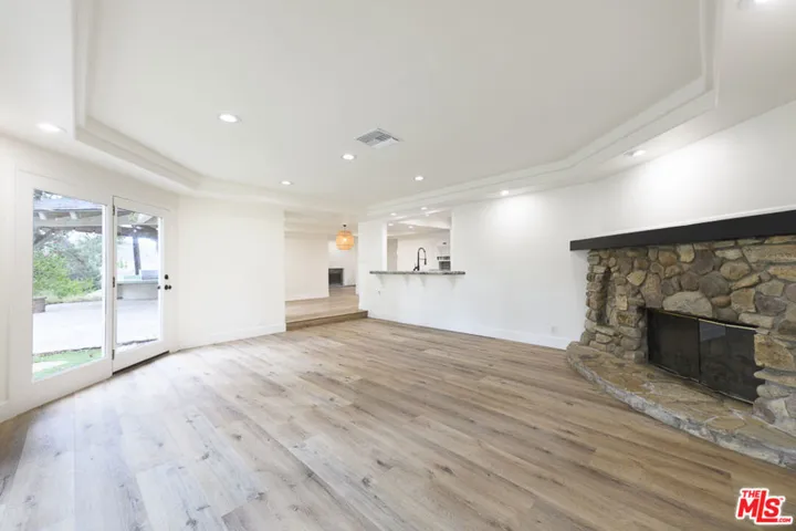 Family Room (virtually staged)