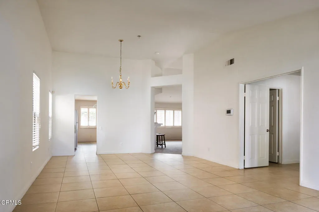 708 Binnacle -  MLS-10