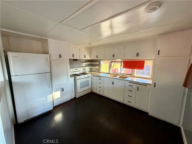 31080 Fretwell, Homeland, California 92548 — photo 5
