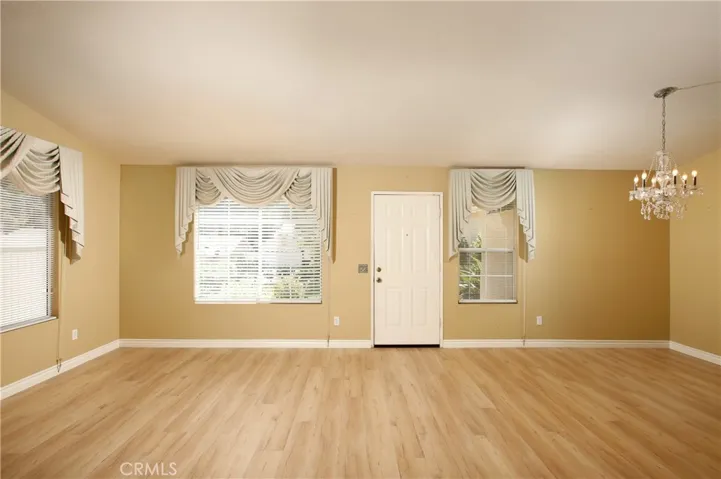 19707 Skyview Court, Canyon Country, California 91351 — photo 5