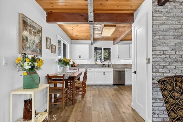 33007 Lone Pine, Running Springs, California 92382 — photo 4