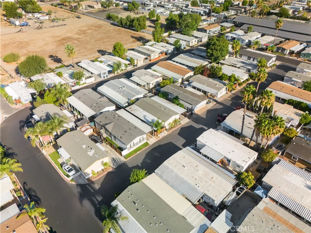 1097 N State Street 205, Hemet, California 92543 — photo 4