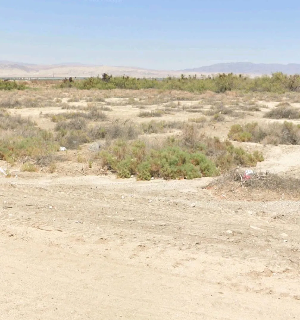 42 Pierce, Thermal, California 92274 — photo 4