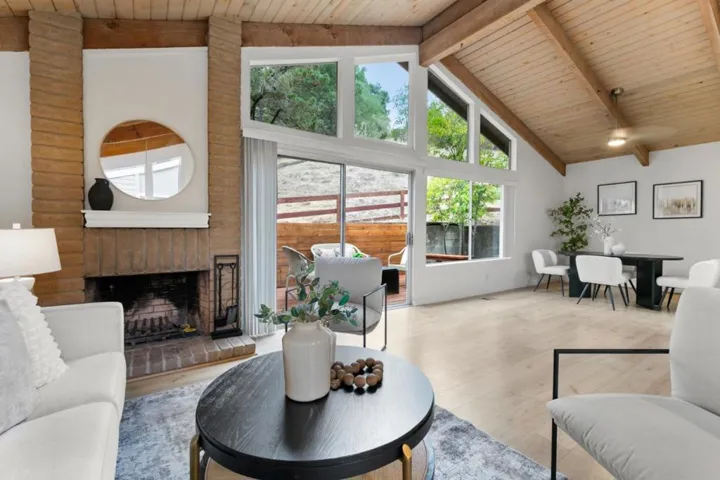 22990 Cricket Hill Road, Cupertino, California 95014 — photo 4