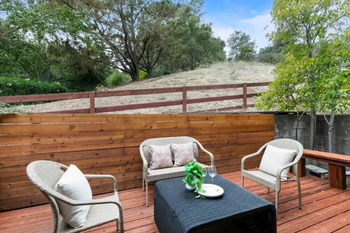 22990 Cricket Hill Road, Cupertino, California 95014 — photo 5