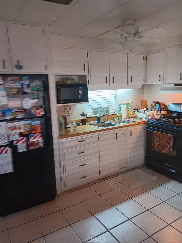 575 #142 S Lyon Avenue S, Hemet, California 92543 — photo 4