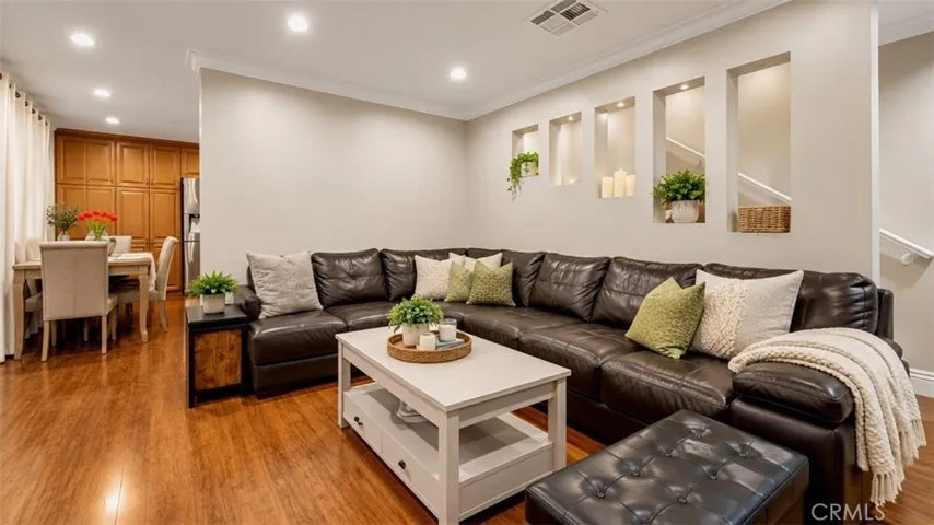 543 W Stocker Street, Glendale, California 91202 — photo 4