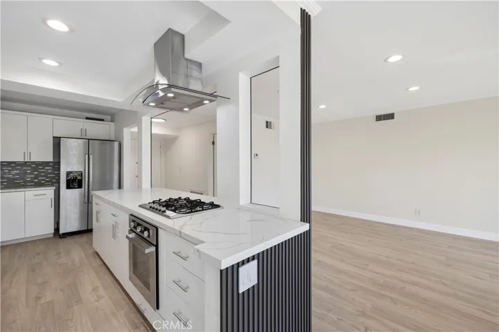 444 Piedmont Avenue 216, Glendale, California 91206 — photo 5