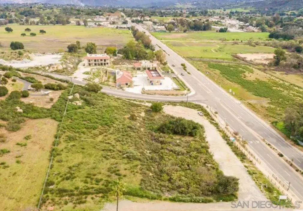 28790 Valley Center Rd